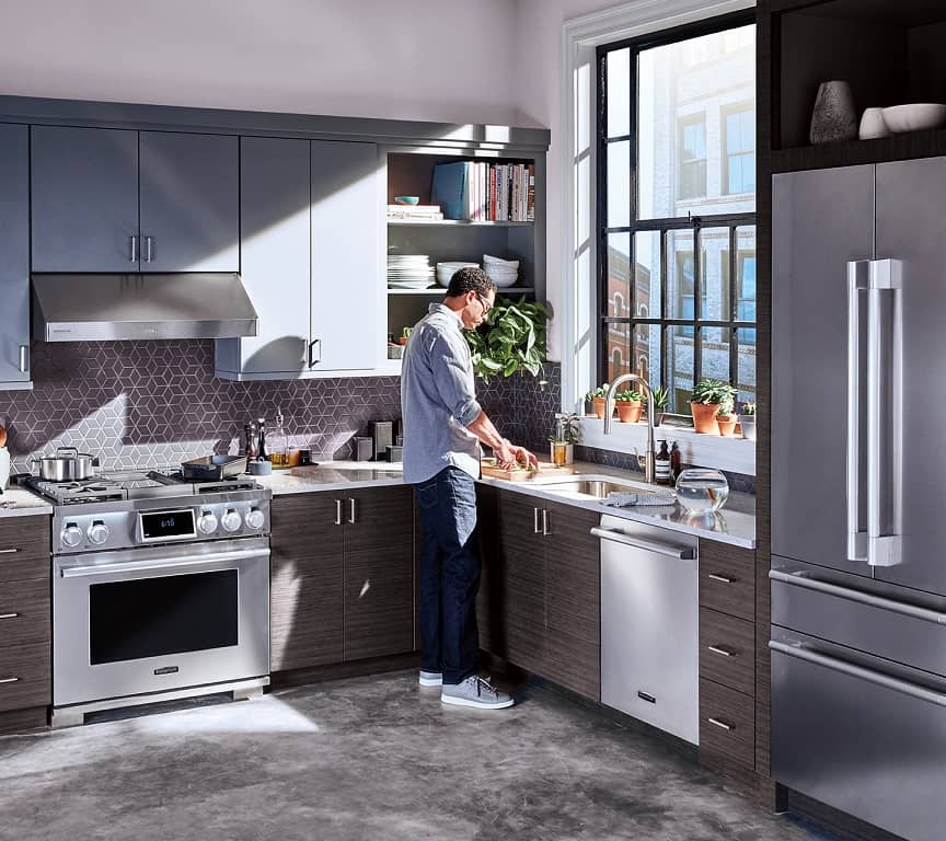 Signature Kitchen Suite Appliances Canada Castle Kitchens Toronto   Sks Kitchen Lifestyle Canada 1440x1280 0 