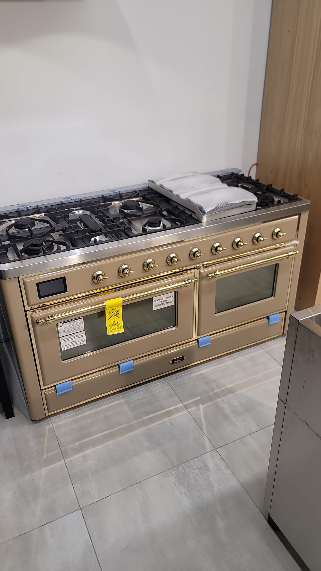 Ilve UM15FDNS3MBG Majestic II 60 Inch Range - Castle Kitchens